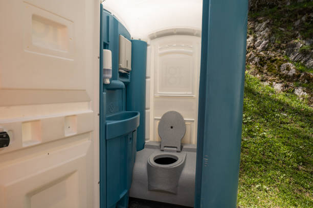 Types of Portable Toilets We Offer in Highlands, NJ